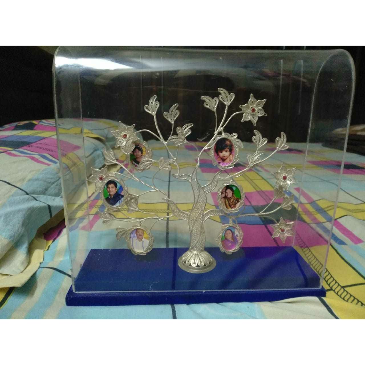 Indian Traditional Nakshi Cholel Dull Finishing All Family Single Photo(Picture) Tree In Packing Ms-1789