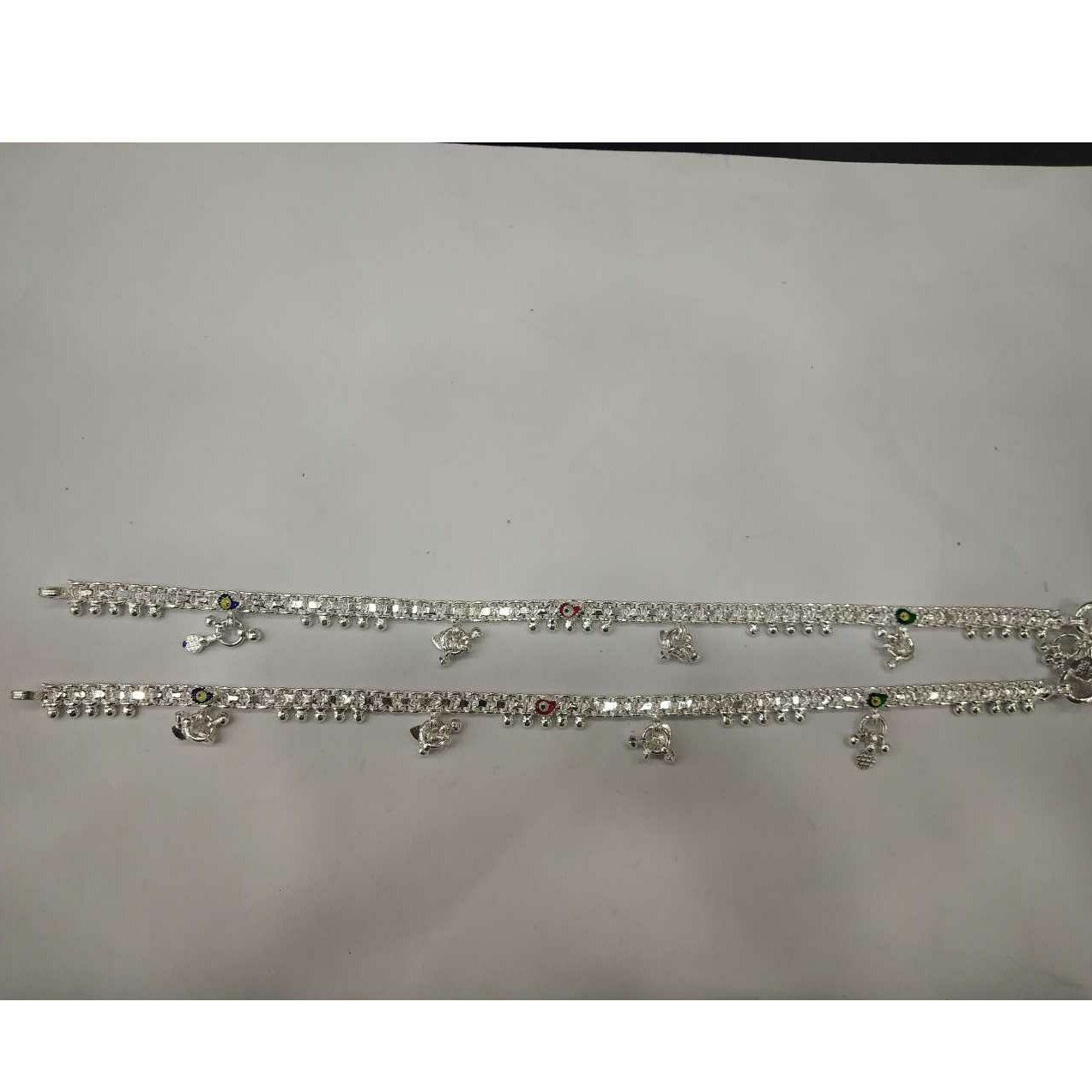 Milan Chain Plastic Mina Ramakda(Khilona) Bajna Ghughri Jasti(Kachi,Bhuj) Payal