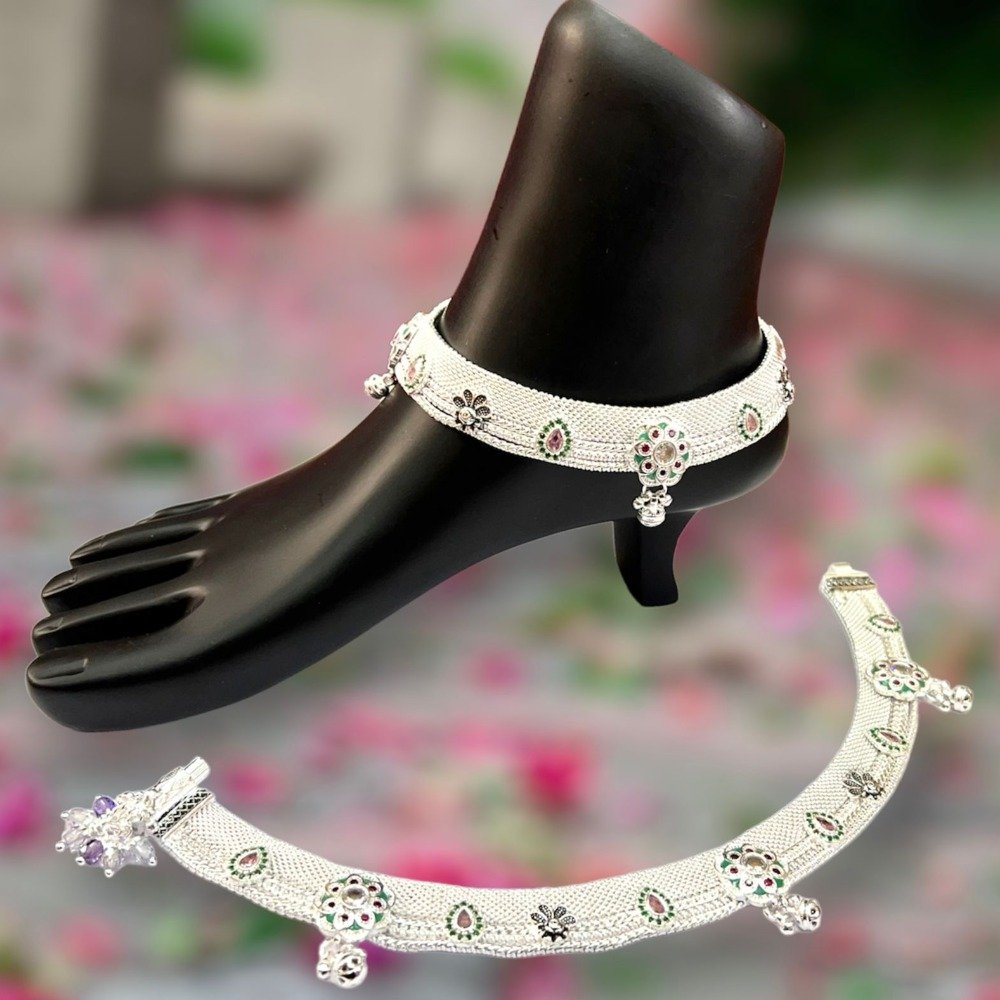 Broad clearance silver anklets